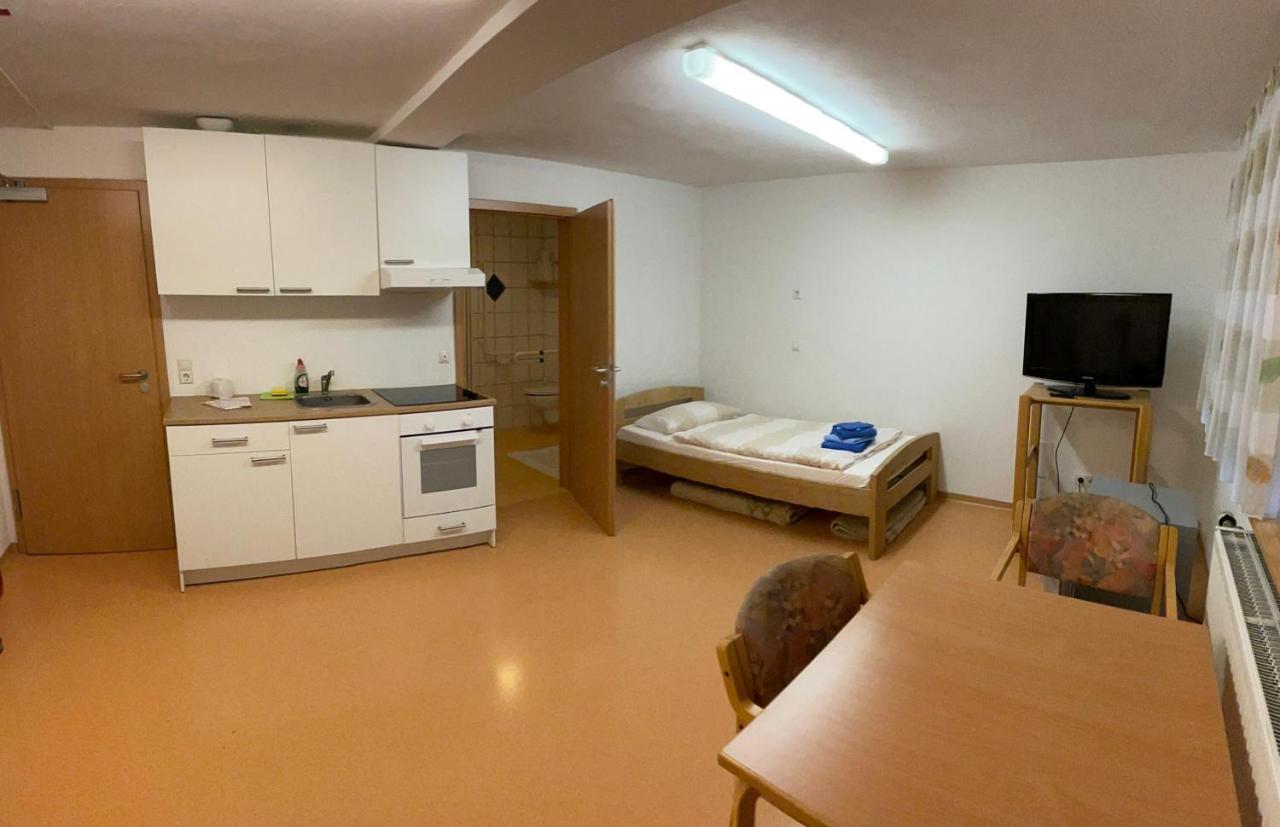 Personalwohnheim Altenpflege Foditsch Sankt Johann  Exteriör bild