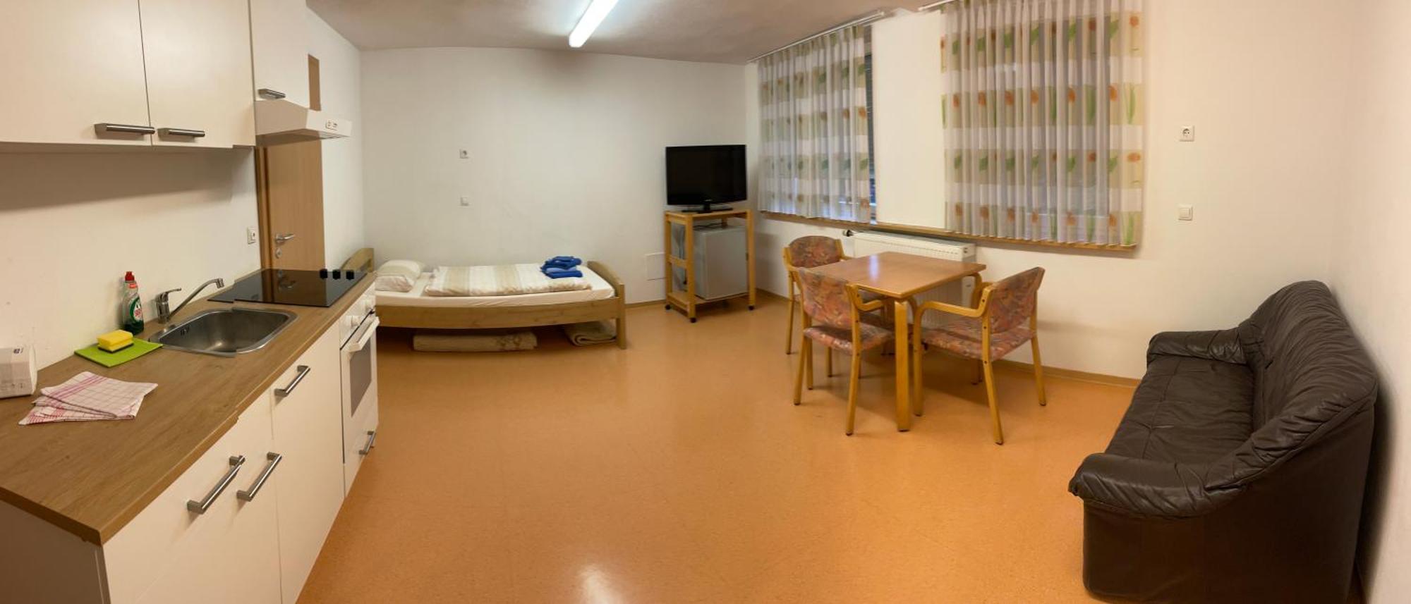 Personalwohnheim Altenpflege Foditsch Sankt Johann  Rum bild