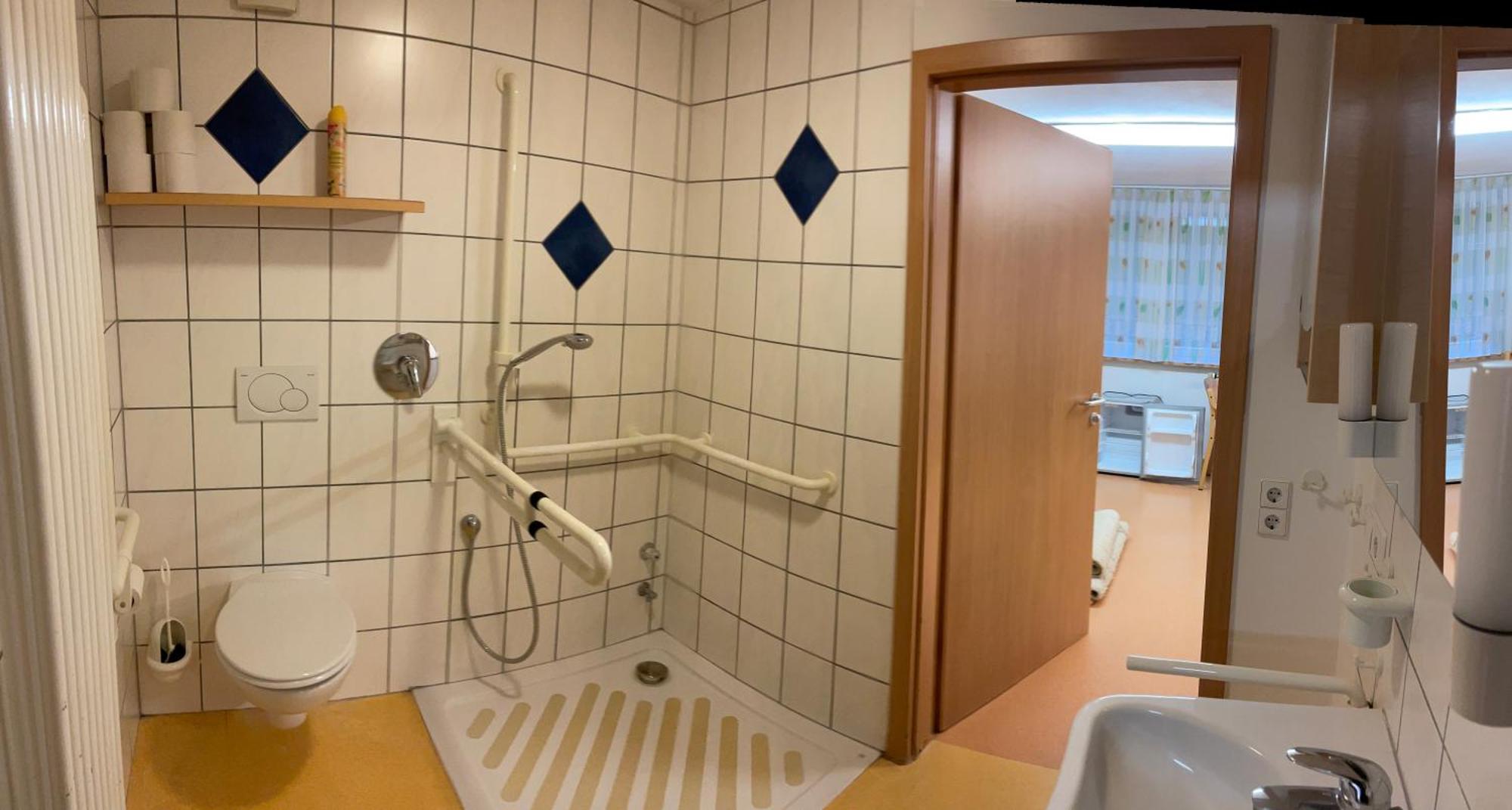Personalwohnheim Altenpflege Foditsch Sankt Johann  Rum bild